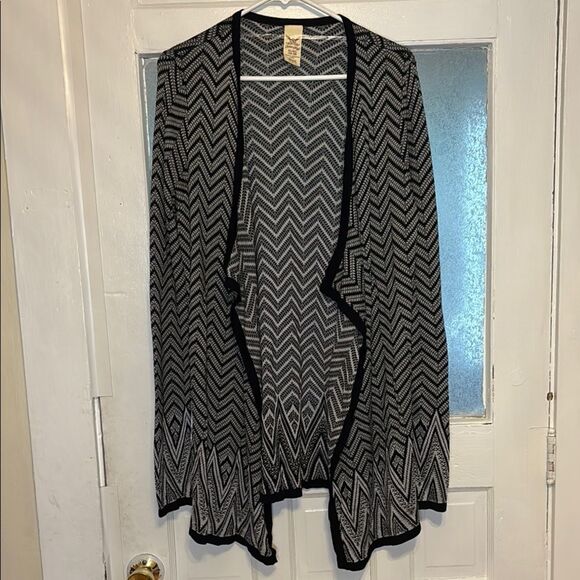 Faded Glory Women’s Black and White Chevron Open Front Cardigan Duster Size XL - Picture 1 of 5